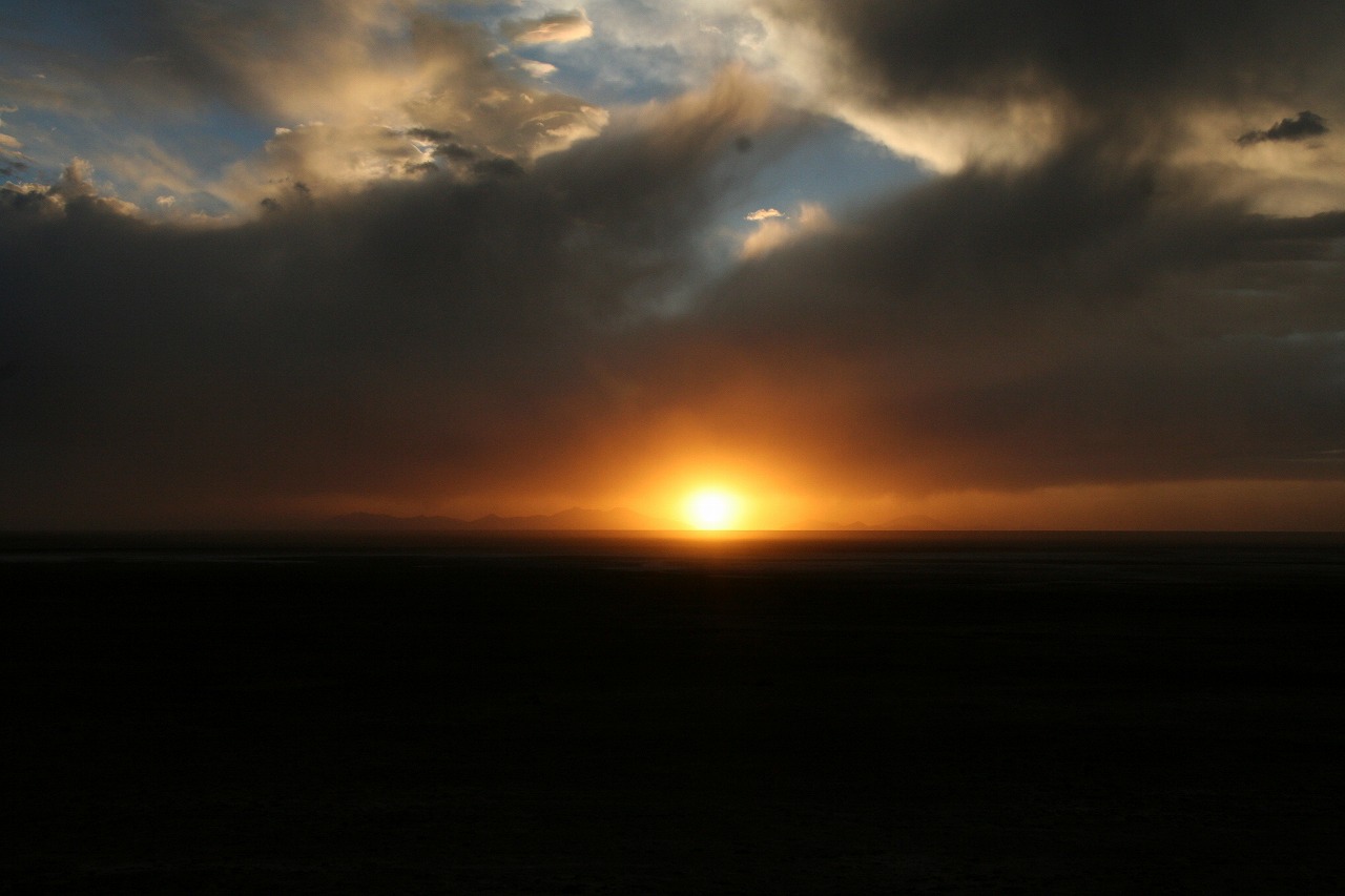Sunset in Uyuni