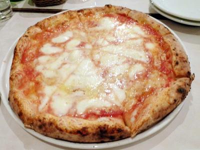 20120212AZZURRI_pizza4・Quattro Formaggi