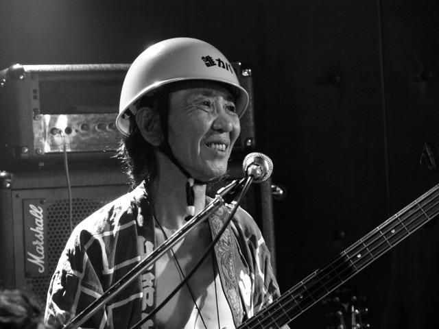 誰がカバやねんロックンロールショー In 新橋ZZ (2009.9.20) 僕の旅～バイクと共に出会っていないライブ写真～  および〜バイクとともに出会った風景〜