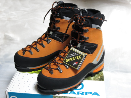 冬期登山靴： スカルパ モンブランGTX | ヤマふぉと
